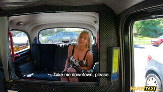 Fake Taxi - Emily Bright a taxiban kúrel