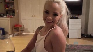 Elsa Jean amatőr szex videója