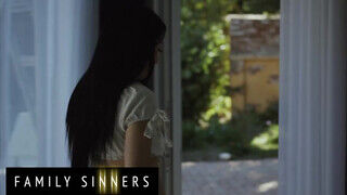 Family Sinners - Judy Jolie a lotyó nevelő húgi