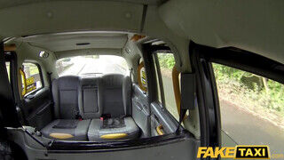 Fake Taxi - Amber Deen a cafka szöszke lány