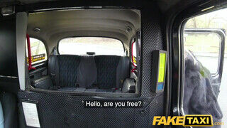 Fake Taxi - Kira Thorn a csábos ruszki zsenge