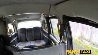 Fake Taxi - Mélytorkosan lecumizza a taxist