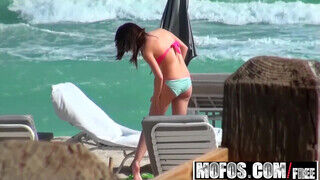 Mofos - Natalie Heart imád lovagolni