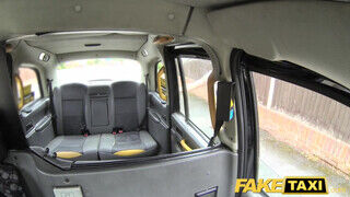 Fake Taxi - Barbie Sins a csöcsös szöszke milf