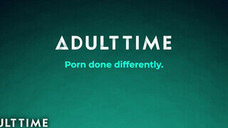 ADULT TIME - Édeshármas döngölés transz lánnyal