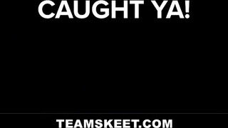 TeamSkeet - Sahily Sweet megkívánta a kukacot