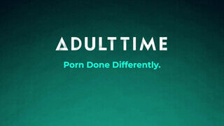ADULT TIME - Lena Paul belenyal Karlee Grey pinájába