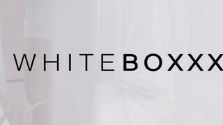 WhiteBoxxx - Vanessa Decker és a ribanca nyalakodnak