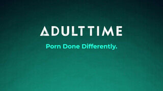 ADULT TIME - Lily Lane és a csaja édeshármasban