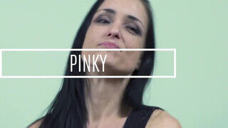 CastingFrancais - Pinky Jane a sovány kanadai milf