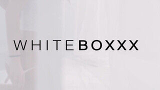 WHITEBOXXX - egyszerűen rám mászott ez a bomba fiatalasszony