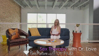 PUREMATURE - Brandi Love a termetes cicis szöszke milf