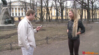 18videoz - Jessy Brown bevállalja segglyukba is