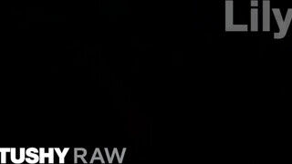 TUSHYRAW - fekete kis csaj óriási muffja keményen meghágva
