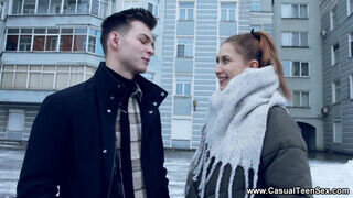 Casual Zsenge Szex - Iris Kiss Kiss a cuki kicsike ruszki tinédzser