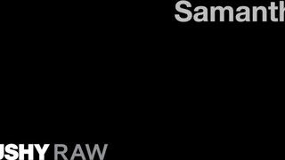 TUSHYRAW - Samantha a kívánatos termetes mellű csajszi