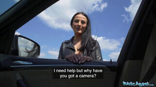 Public Agent - Maddy Black a kurva stoppos