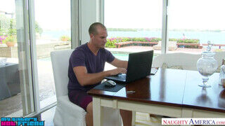 Michelle Martinez a cuki argentin zsenge - Naughty America