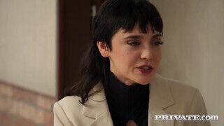 Private com - Darcy Dark popó lyukba rakva