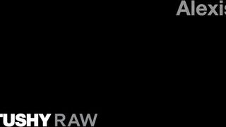 TUSHYRAW - Alexis Tae kettő falloszt kap