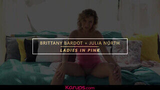 Brittany Bardot és Julia North a kívánatos idős nők