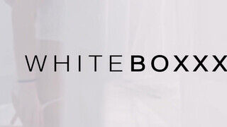 WHITEBOXXX - Oxana Chic nagyon kiéhezett
