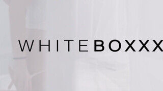 WhiteBoxxx - Vika Lita komálja ha nyalják