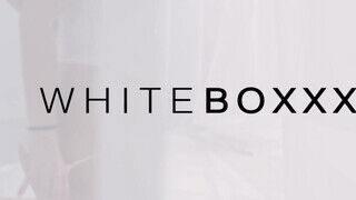WHITEBOXXX - Chloe Lamour a bazinagy mellű milf