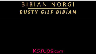 Bibian Norgi élvezi a dildót
