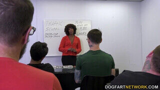 Misty Stone 10 hapsit szop le