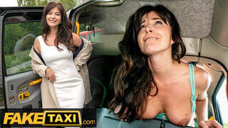 Fake Taxi Hd - Asha Heart a óriási mellű milf