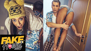 Fake Hostel Porn - Cassie Del Isla a fullos turista szuka