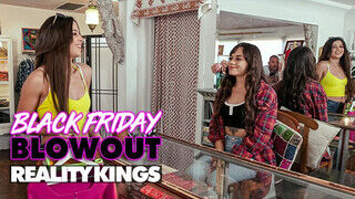 REALITY KINGS - Kylie Rocket lovagol a faszon