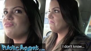 Diák kishölgy igazán bizonytalan ebben a beleélvezésben és kinti szexben