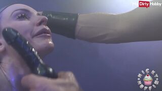 Világos Szőke amatőr zsenge micky muffin könyörtelen anális dugással