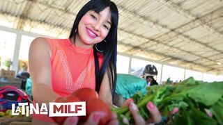 Sofia Galindo forró latina valagát keményen megdugják szaftos pinusban