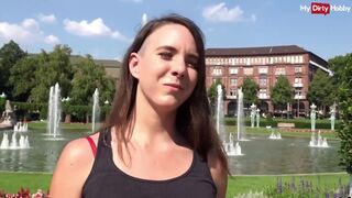Német turista leányzó kültéri anális kufircolása