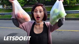 Bájos latin amerikai milf luna castillo megtörve non-stop puncifúrástól