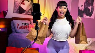 Vastag popsis influencer véletlenül megbassza magát a rajongói szeme láttára